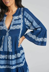 set the tone jacquard tiered babydoll dress | navy main image 1
