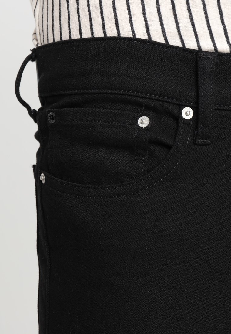 Calvin Klein Jeans 016 SKINNY - Aptempti džinsai - stay black/juoda -  Zalando.lt