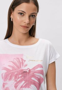 Greenpoint - T-shirt z nadrukiem