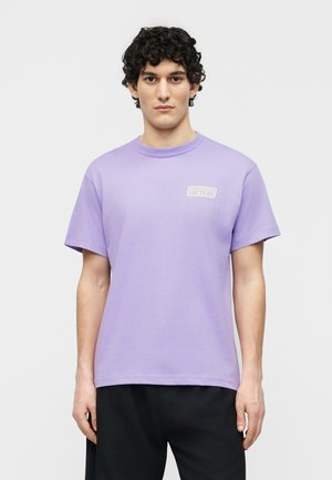 SQUARE - Basic póló - lilac