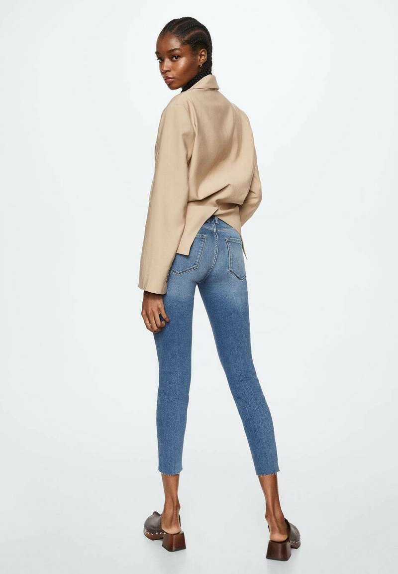Damen Skinny | Mango ISA Jeans Slim Fit mellemblå/blau - WM70855 Damen Skinny | Mango ISA Jeans Slim Fit mellemblå/blau - WM70855