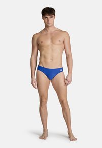 Arena DYNAMO  - Bañador tipo slip - royal
