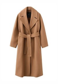 Lang, bruin mantel gemaakt van een zachte stof. Voorzien van een brede reverskraag, een getailleerde ceintuur en twee zijzakken. Rechte mouwen en tot aan de knie.