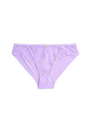 Lilla blondeboksser med blomsterbroderi, der har en glat stoftekstur og en delikat gylden detalje foran i linningen.