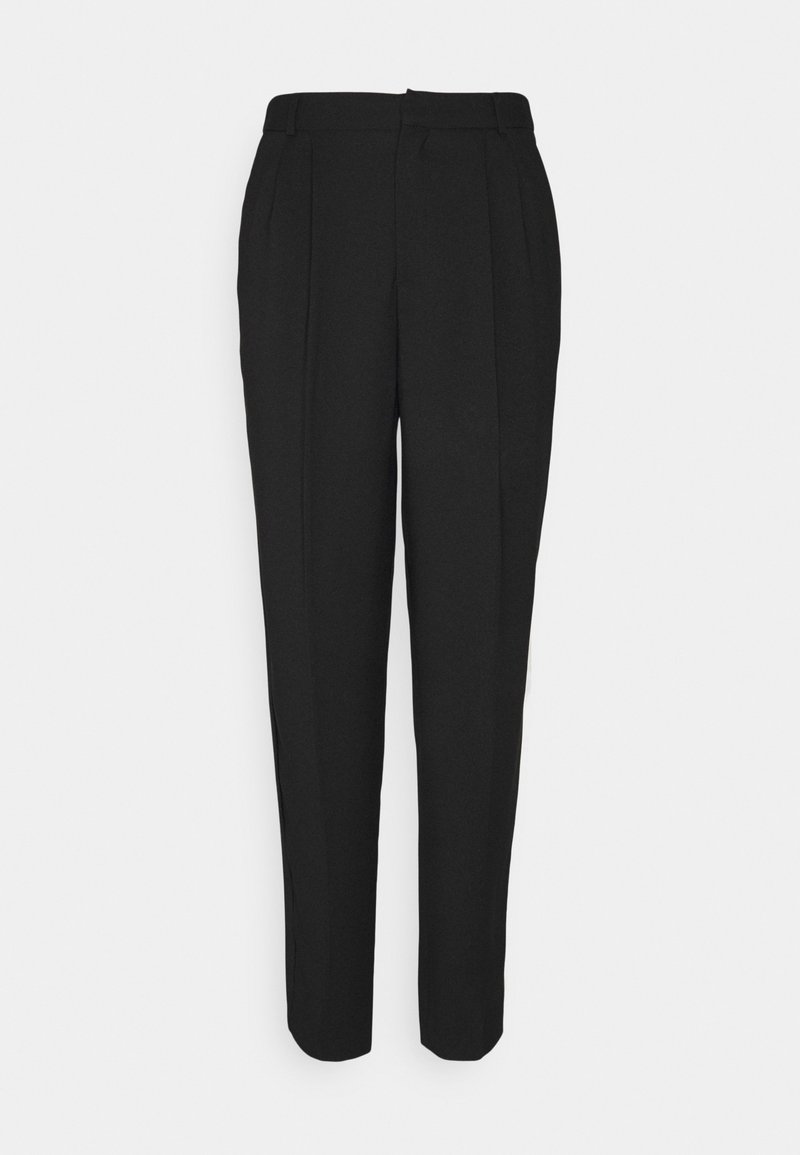 Pantalon noir sur mesure taille haute avec passants pour ceinture, devant plissé et jambes fuselées, présenté sur un fond uni.