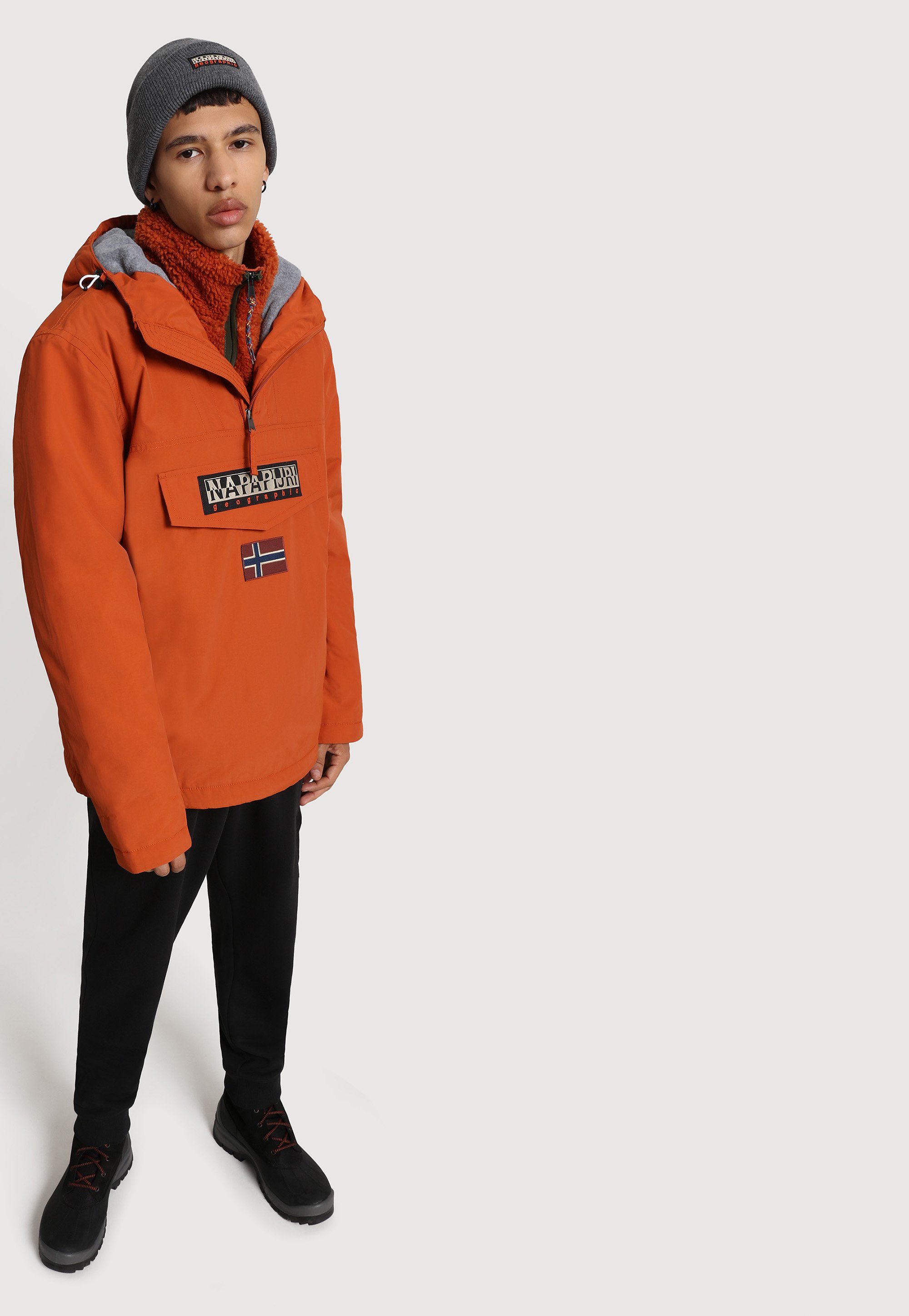 napapijri rainforest lightweight jacket