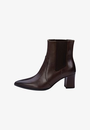 Dunkelbrauner Leder-Knöchelstiefel mit spitzer Zehe, elastischem Seitenteil und Blockabsatz.