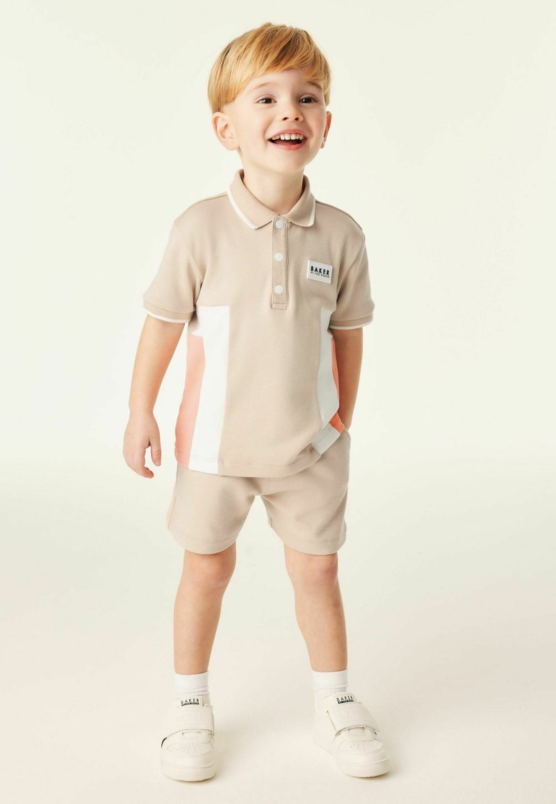Baker by Ted Baker SET - REGULAR FIT - Shorts - stone