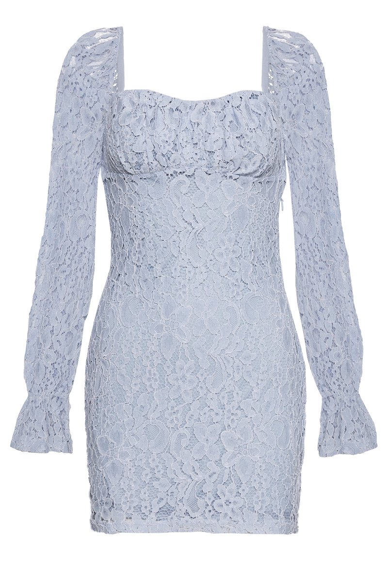 Krajkové mini šaty v světle modré barvě s dlouhými, nabíranými rukávy, čtvercovým výstřihem a květinovými vzory po celém materiálu.