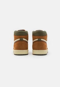 Jordan AIR JORDAN 1 ELEMENT - Vysoké tenisky - legend sand/legend coffee/medium olive/university red