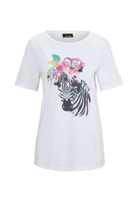 Witte T-shirt met een zebraafbeelding versierd met kleurrijke bloemen in roze, blauw en groen. Korte mouwen en ronde halslijn.