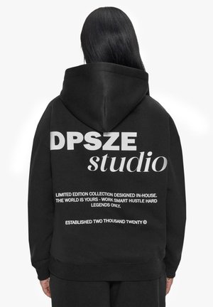 Dropsize STUDIO - Kapuzenpullover - black