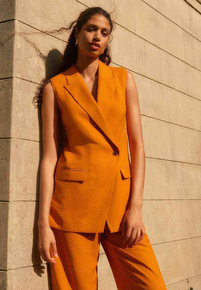 Ensemble Blazer Sans Manche Ensemble Blazer Sans Manches Bermuda