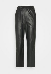 Zwarte nep leren broek met een elastische tailleband, rechte snit, gladde textuur en minimalistisch ontwerp. Geen zichtbare zakken of hardware.
