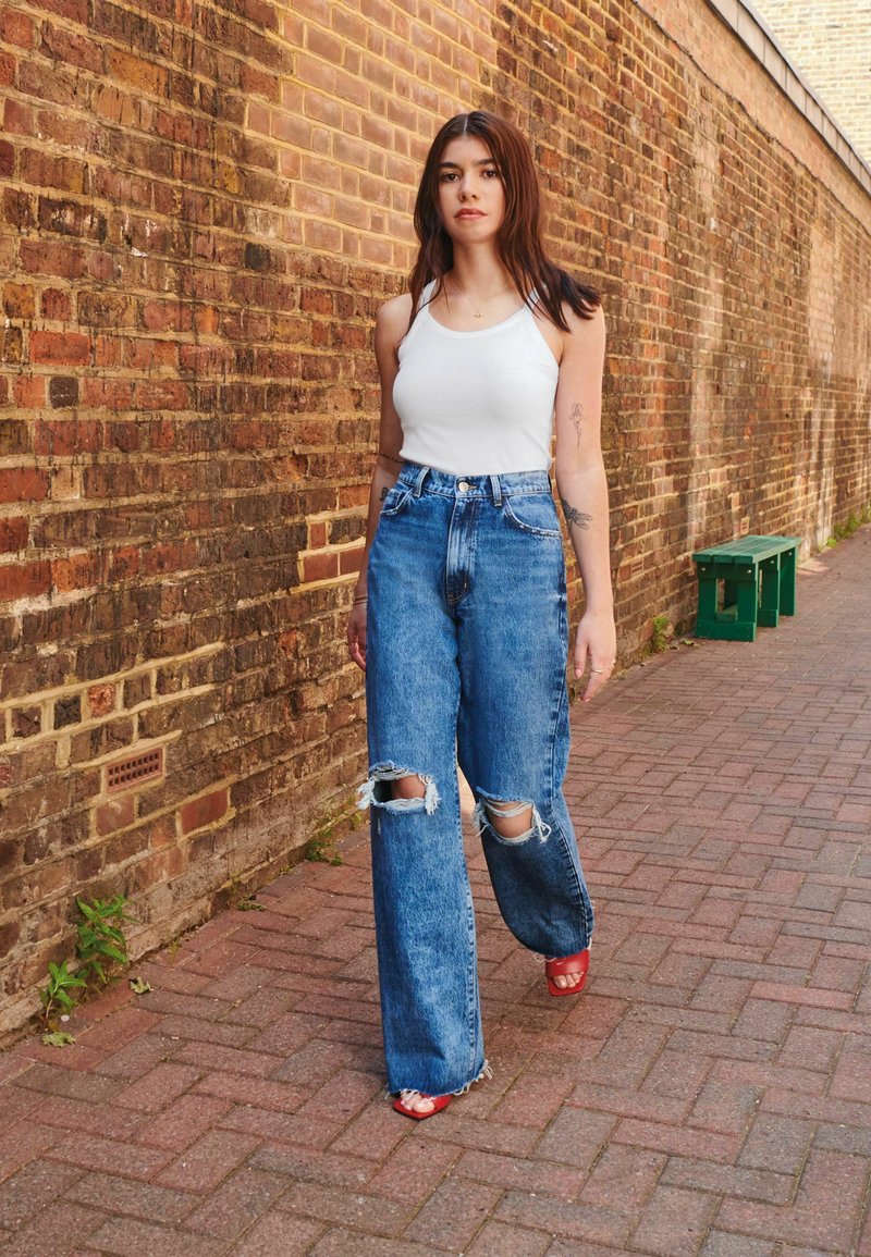 Next OWN RIPPED WIDE LEG Kavbojke na zvonec dark blue/temno modra