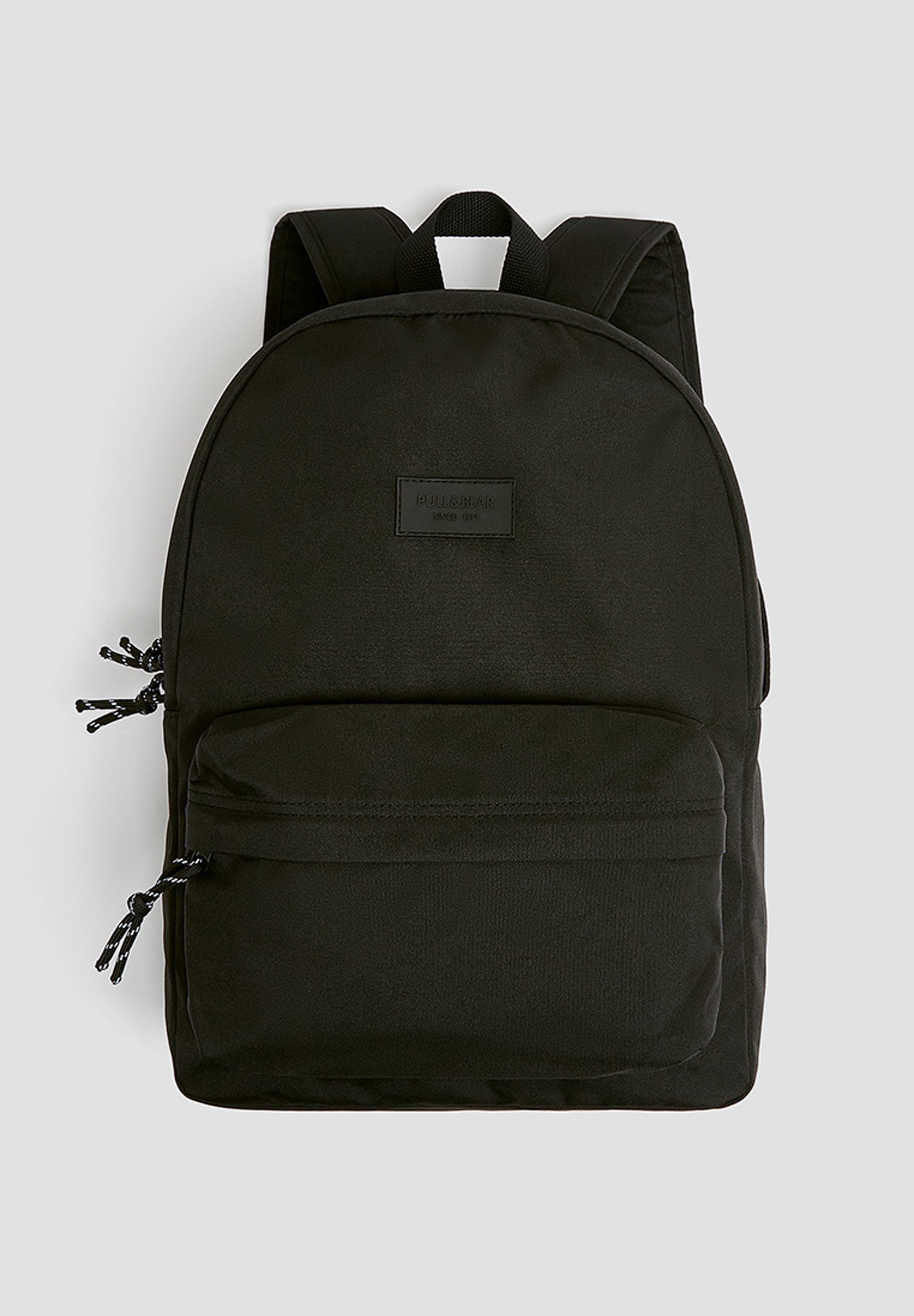 PULL&BEAR Ryggsäck black Zalando.se Champion BACKPACK Ryggsäck off white Zalando.se