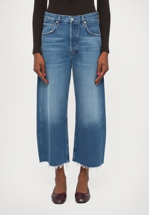 RAW HEM CROP - Wide leg - chaya