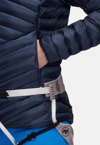 Mammut BROAD PEAK HOODED  - Dunjacka - marine black