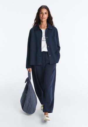 OYSHO, POCKET JACKET - Gombos blúz - metallic blue