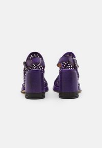 toxic broeken zalando