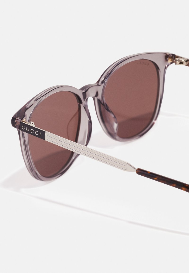 Herren Mützen, Hüte & Caps | Gucci UNISEX Sonnenbrille grey/gold/brown/grau - UM40491 Herren Mützen, Hüte & Caps | Gucci UNISEX Sonnenbrille grey/gold/brown/grau - UM40491