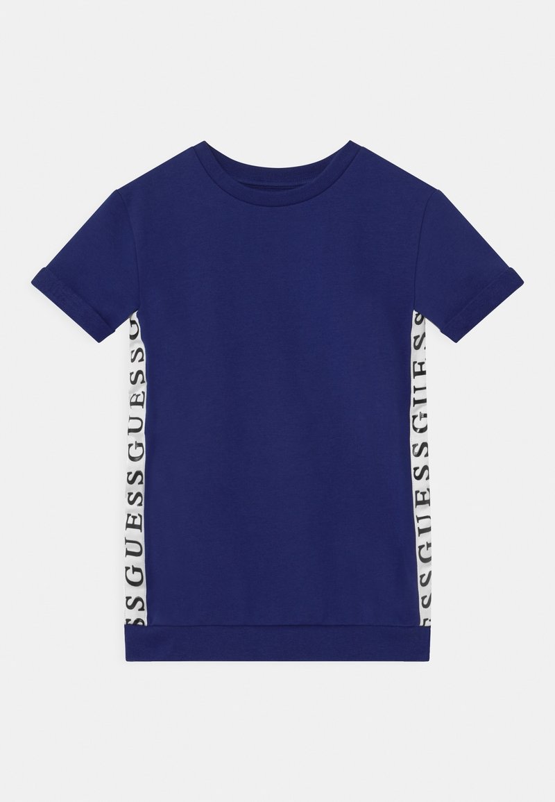 Marineblaue T-Shirt aus weichem Stoff mit umgeschlagenen Ärmeln und geradem Saum. Mit weißem Logotape an den Seiten.