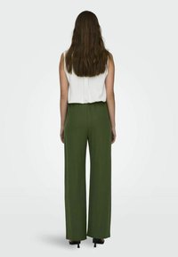 ONLY Trainingsbroek - rifle green