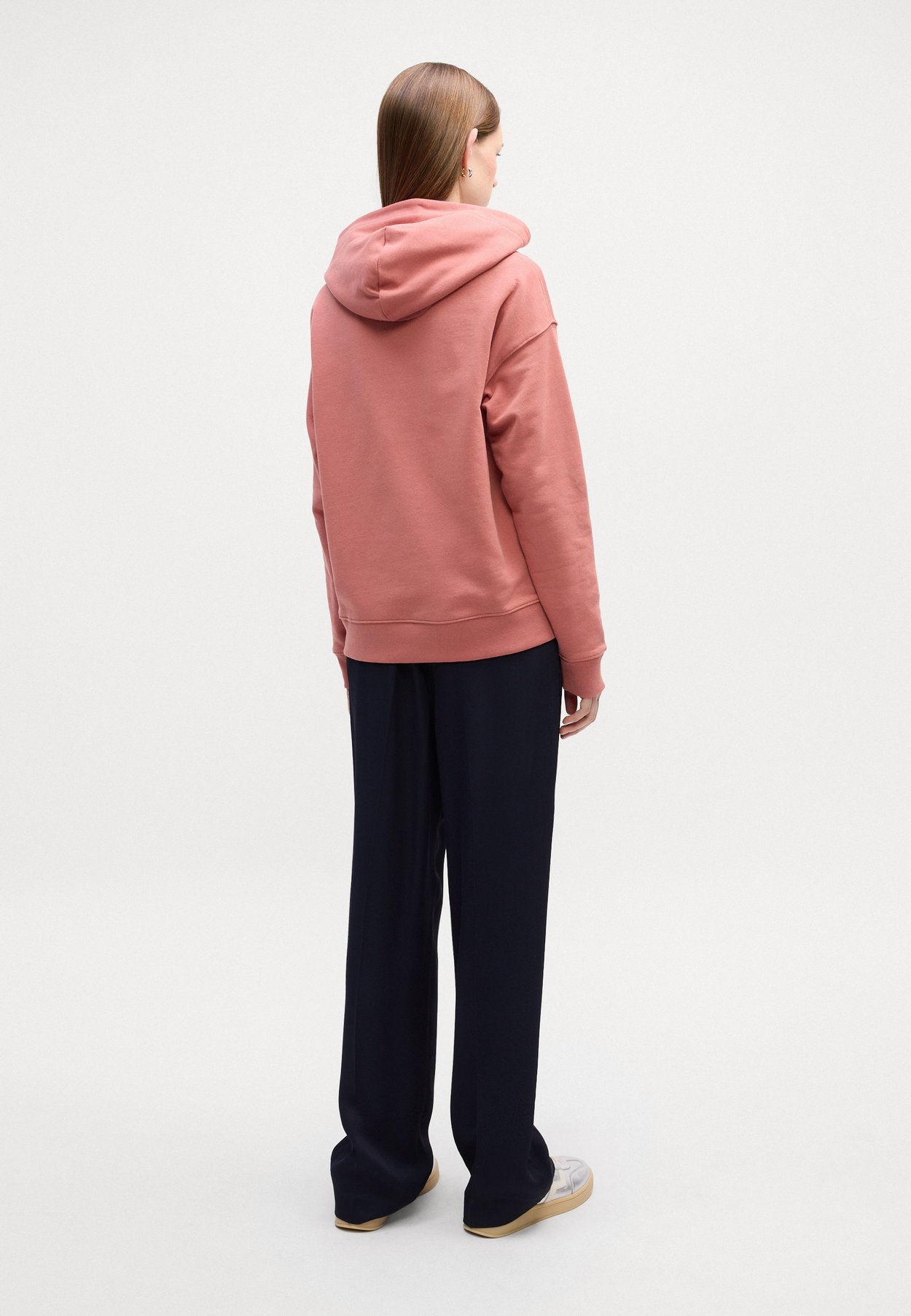 SCRIPT GRAPHIC HOODIE