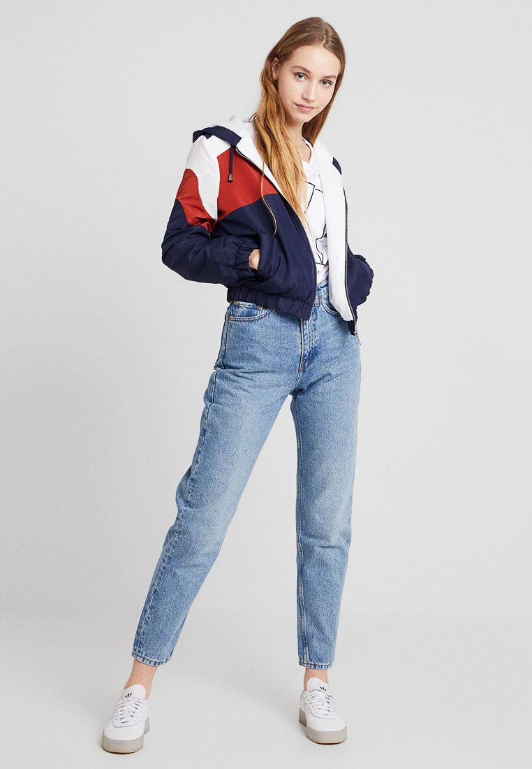 weekday lash seven blue