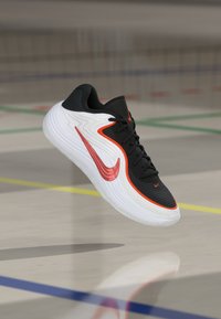 Δεν επιλέχθηκε, black/picante red/white