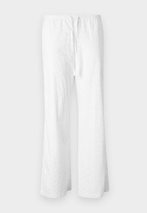 Pantaloni albi cu un design evazat, prezentând un model texturat și un elastic în talie cu șnur. Țesătură netedă și ușoară.