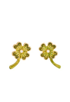 Náušnice v tvare zeleného štvorlístka so zlatým obvodom, s malou bielou perlou v strede každej listovej skupiny.