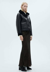 Mango Fustă maxi - black