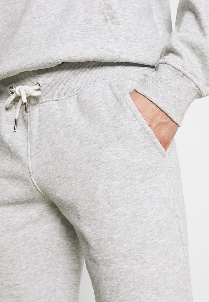 Herren Trainingsanzüge | Pier One Jogginghose mottled light grey/mottled dark blue/hellgrau-meliert - RQ93922 Herren Trainingsanzüge | Pier One Jogginghose mottled light grey/mottled dark blue/hellgrau-meliert - RQ93922