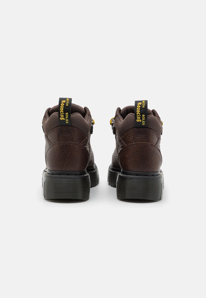 Dr. Martens WOODARD UNISEX - Sportlicher Schnürer - dark brown 