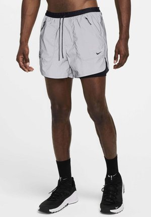 Nike Performance RUNDV - Pantalón corto de deporte - reflective