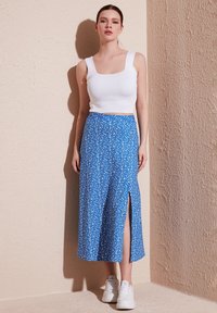 LELA MIDI - A-vonalú szoknya - light blue