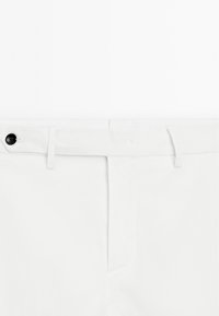 Thumbnail Image 6