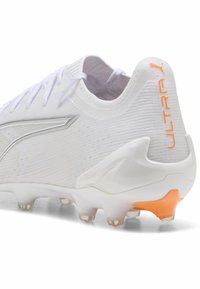 Puma ULTRA 6 ULTIMATE AG - Jalkapallokengät tekonurmi - white- white