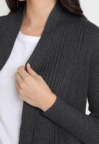 Esprit Kofta - dark grey