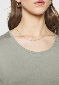 ONLY MOSTER O-NECK - Blusa - shadow