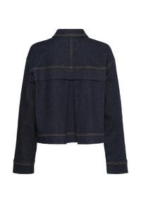 Tume denimist jakker, millel on lühendatud disain, pikad varrukad ja kontrastne kollane õmblus. Omab seljapehma ja klassikalist kraed.