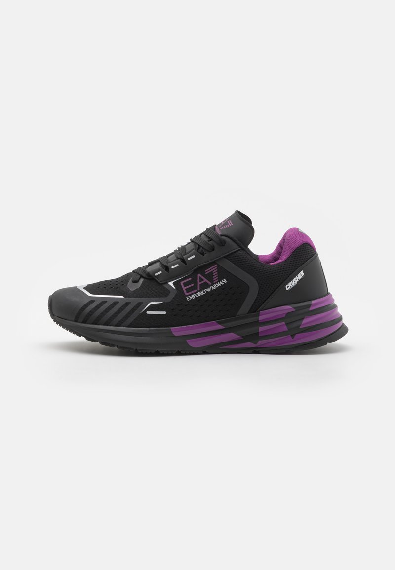 EA7 Emporio Armani CRUSHER DISTANCE UNISEX - Tossud - black/hollyhock