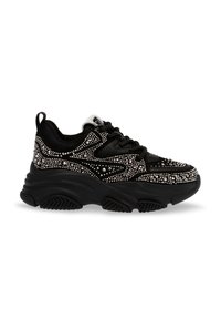 Sneaker nera con tomaia in tessuto texturizzato decorata con strass argento. Suola spessa con un motivo rigato per la trazione.