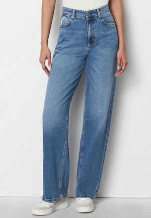 Marc O'Polo DENIM HIGH WAIST LENGTH - Brīva piegriezuma džinsi - multi mid blue marble