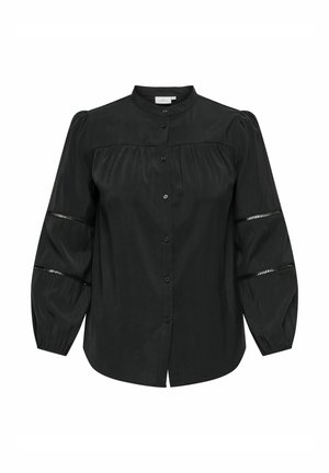 Chemise noire à boutons avec des manches bouffantes, ornée de détails plissés et d'empiècements transparents horizontaux sur les manches. Texture de tissu lisse.
