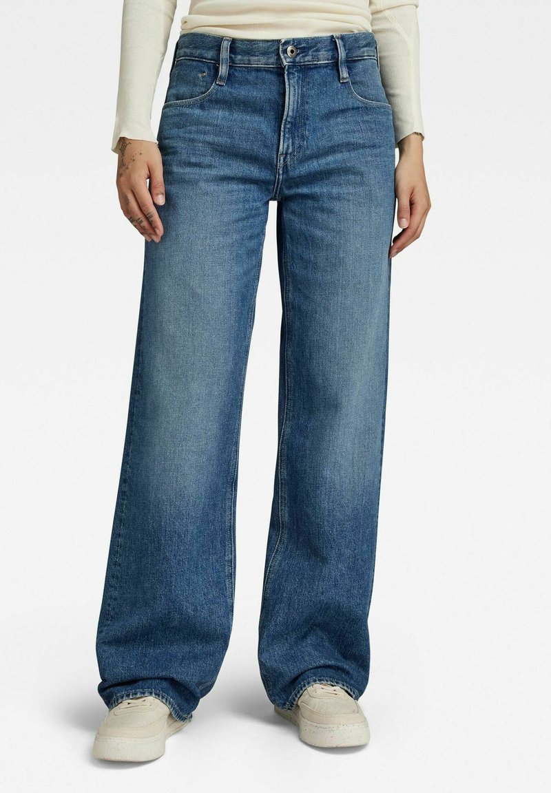 Judee Loose Jeans main image 0