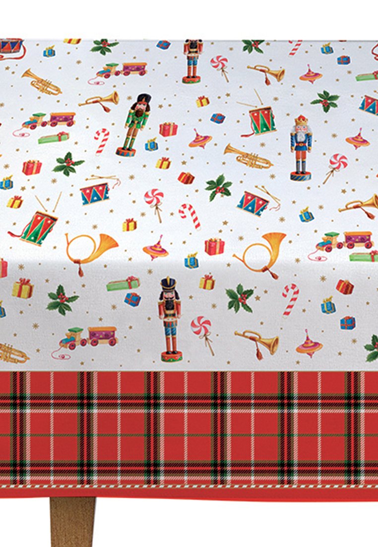 Weißes und rotes Weihnachtstischtuch mit einem Muster aus Nussknackern, Stechpalmen, Geschenken, Zuckerstangen, Trommeln, Trompeten und Spielzeugen. Mit rotem Karomuster am Rand.