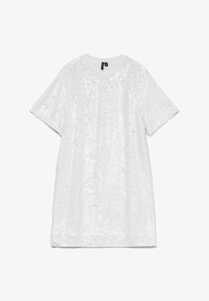 Abito bianco a maniche corte coperto di paillettes, con collo tondo e vestibilità comoda, caratterizzato da una texture di tessuto liscia e una superficie brillante.