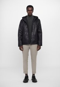EA7 Emporio Armani GIUBBOTTO - Bunda z nepravej kože - black